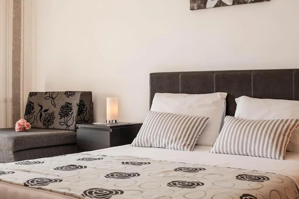 Apartment Lori Pula